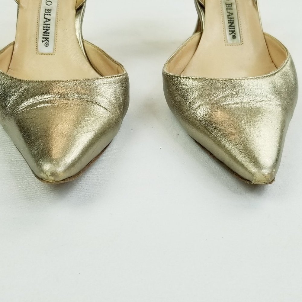 Manolo Blahnik Size 36 (US 6-6.5) Gold Sling Back - Picture 8 of 12